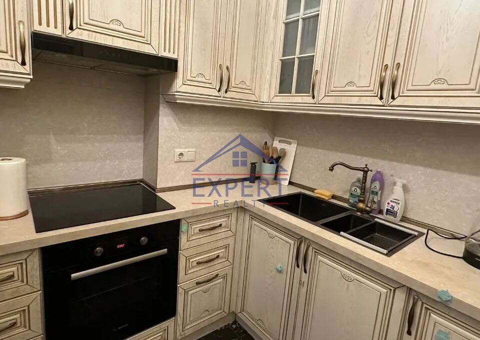 ԿԵՆՏՐՈՆ, ԲՈՒԶԱՆԴԻ ՓՈՂՈՑ, 2 ՍԵՆՅԱԿ