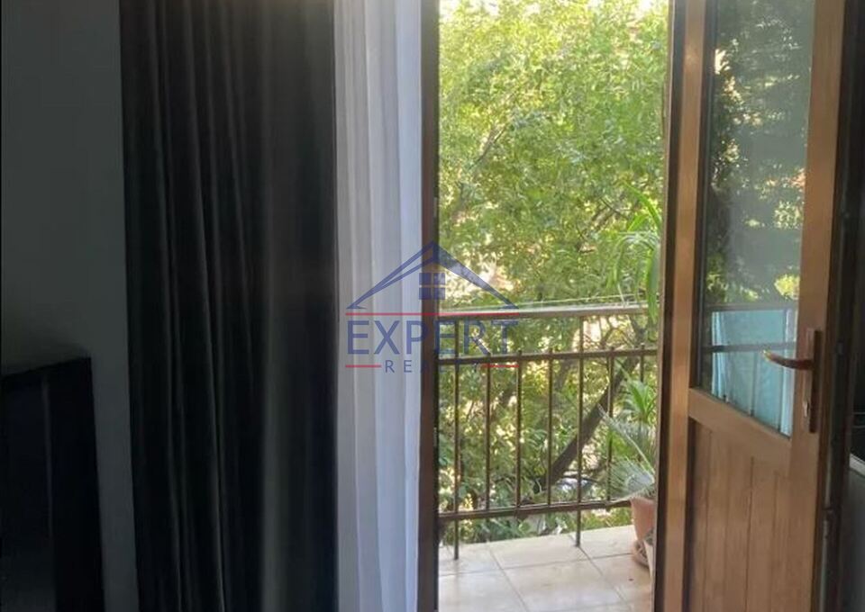 ԿԵՆՏՐՈՆ, ՍԱՐՅԱՆ ՓՈՂՈՑ, 2 ՍԵՆՅԱԿ