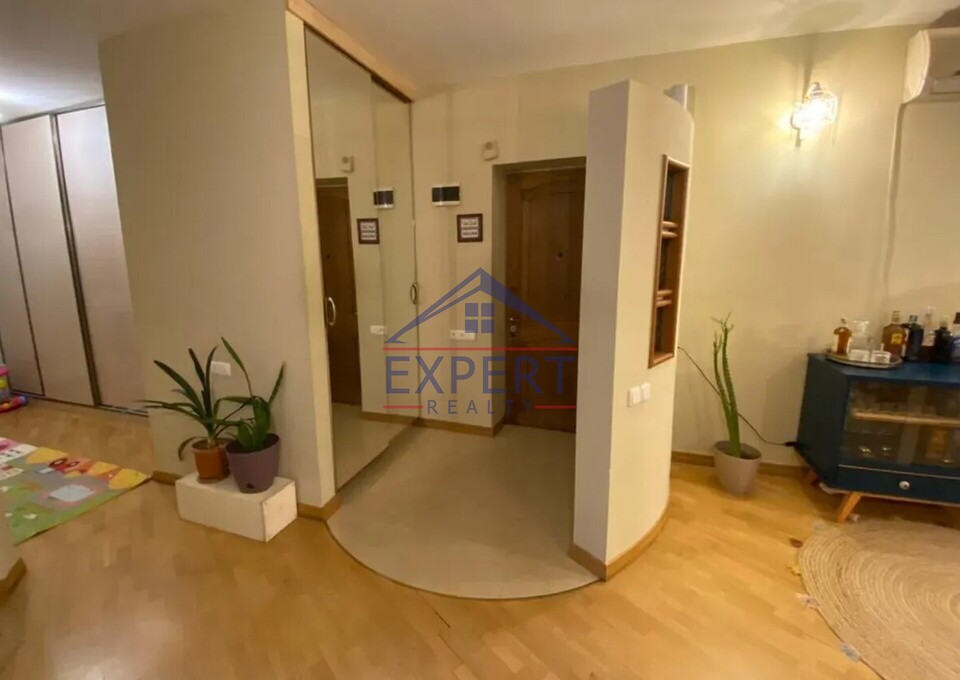 ԱՐԱԲԿԻՐ, ԳՅՈՒԼԲԵՆՅԱՆ ՓՈՂՈՑ, 3 ՍԵՆՅԱԿ