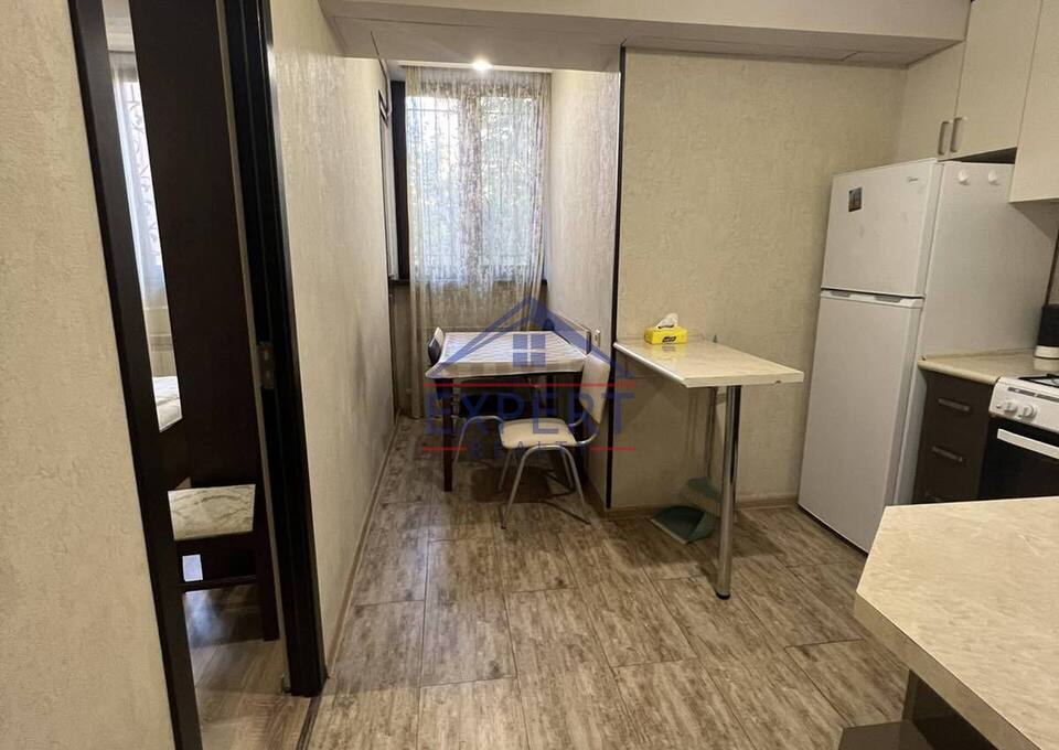 ԿԵՆՏՐՈՆ, ՀԻՆ ԵՐԵՎԱՆՑՈՒ ՓՈՂՈՑ 3 ՍԵՆՅԱԿ
