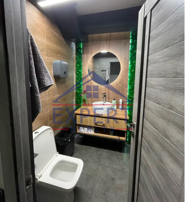 ԿԵՆՏՐՈՆ, ԱԼԵՔ ՄԱՆՈՒԿՅԱՆ ՓՈՂՈՑ, 105ՔՄ․