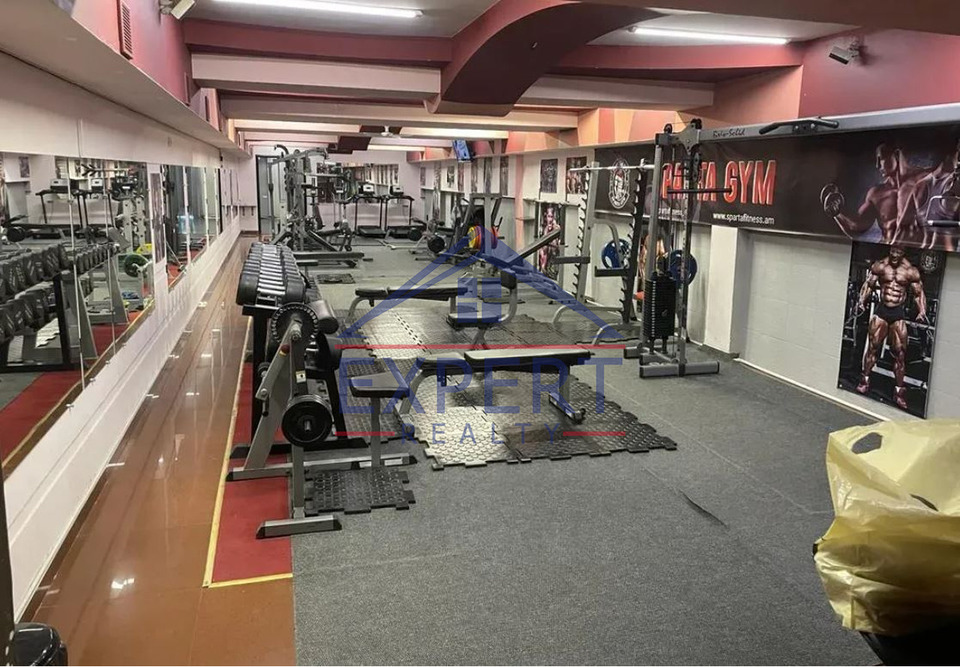 ԿԵՆՏՐՈՆ, ԵՐՎԱՆԴ ՔՈՉԱՐ ՓՈՂՈՑ, 250ՔՄ․