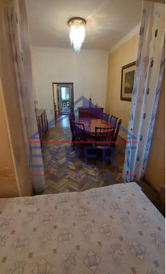 ԿԵՆՏՐՈՆ, ՊԱՐՈՆՅԱՆ ՓՈՂՈՑ, 4 ՍԵՆՅԱԿ