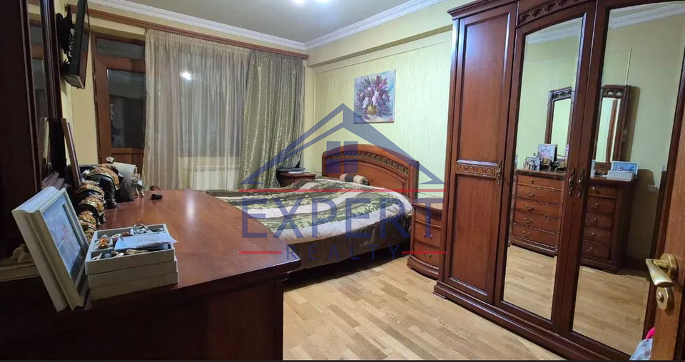 ԱՎԱՆ, ԱՌԻՆՋ  1 ՄԻԿՐՈ   3  ՍԵՆՅԱԿ