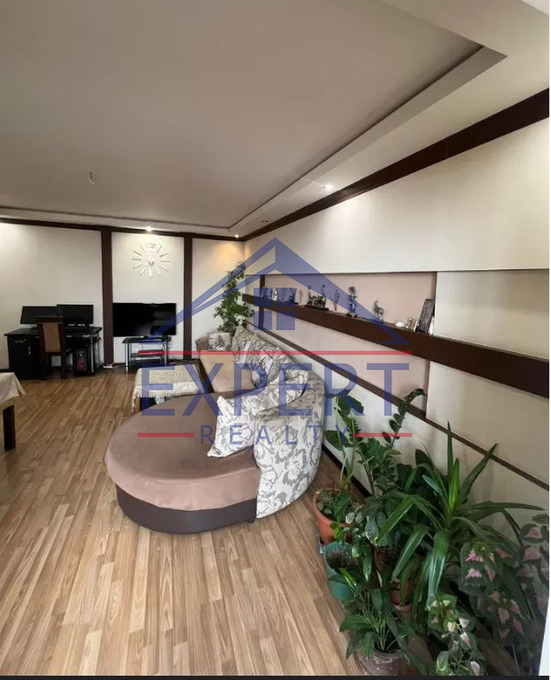 ՔԱՆԱՔԵՌ ԶԵՅԹՈՒՆ, ՄԵԼԻՔՅԱՆ ՓՈՂՈՑ, 3 ՍԵՆՅԱԿ