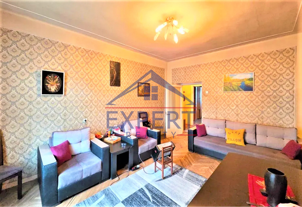 ՇԵՆԳԱՎԻԹ, ԳԱՐԵԳԻՆ ՆԺԴԵՀԻ ՓՈՂՈՑ, 3 ՍԵՆՅԱԿ