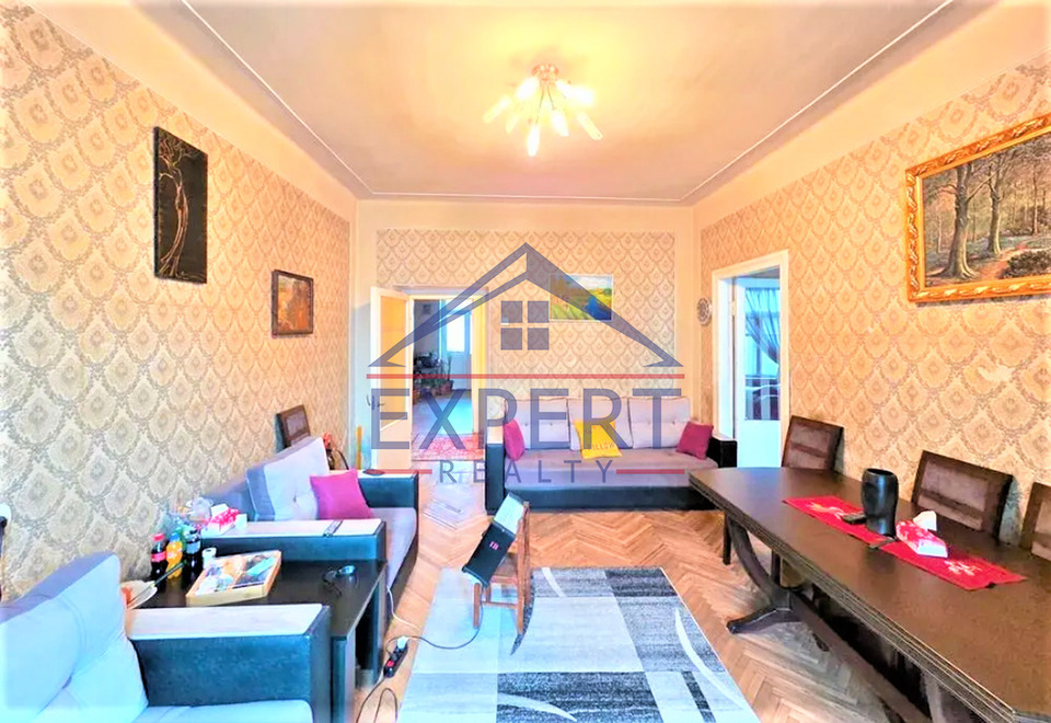 ՇԵՆԳԱՎԻԹ, ԳԱՐԵԳԻՆ ՆԺԴԵՀԻ ՓՈՂՈՑ, 3 ՍԵՆՅԱԿ