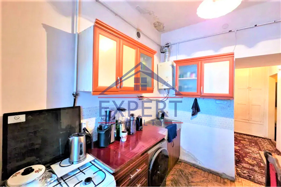 ՇԵՆԳԱՎԻԹ, ԳԱՐԵԳԻՆ ՆԺԴԵՀԻ ՓՈՂՈՑ, 3 ՍԵՆՅԱԿ