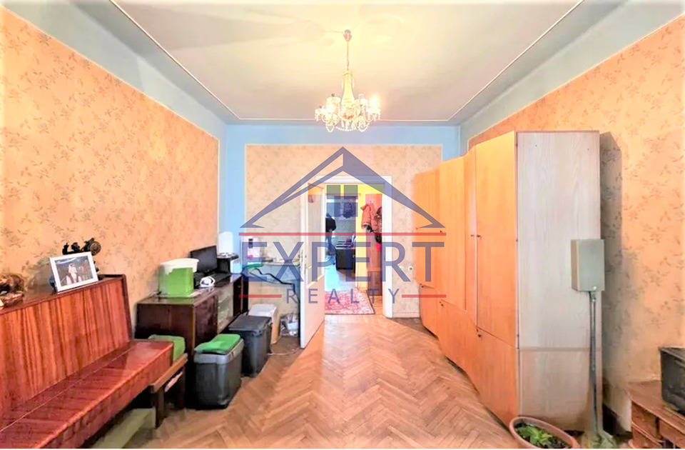 ՇԵՆԳԱՎԻԹ, ԳԱՐԵԳԻՆ ՆԺԴԵՀԻ ՓՈՂՈՑ, 3 ՍԵՆՅԱԿ