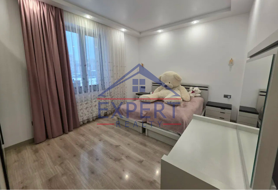 ԱՋԱՓՆՅԱԿ, ՆԱԶԱՐԲԵԿՅԱՆ ԹԱՂԱՄԱՍ, 700ՔՄ