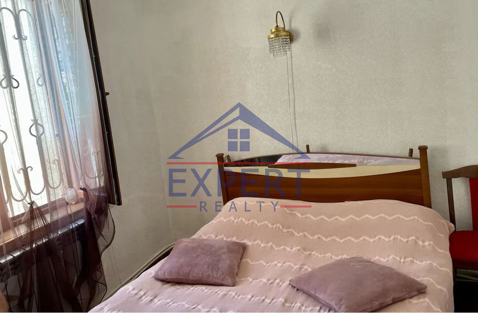 ԱՐԱԲԿԻՐ,ԲԱՐԲՅՈՒՍԻ ՓՈՂՈՑ 8+ՍԵՆՅԱԿ