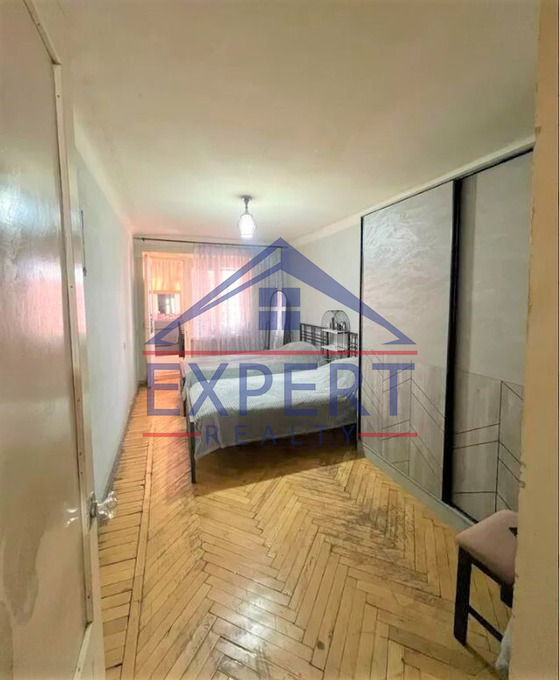 ԿԵՆՏՐՈՆ, ՄԱՇՏՈՑԻ ՓՈՂՈՑ, 4ՍԵՆՅԱԿ