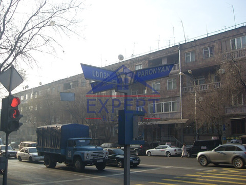 ԿԵՆՏՐՈՆ, ՊԱՐՈՆՅԱՆ ՓՈՂՈՑ, 98ՔՄ