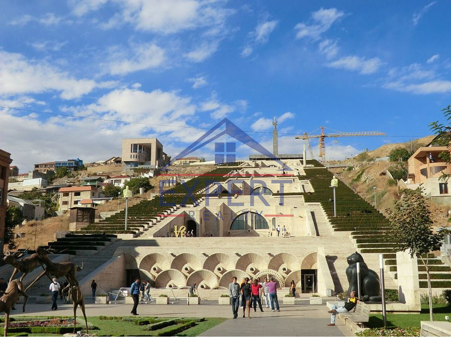 ԿԵՆՏՐՈՆ, ԹԱՄԱՆՅԱՆ ՓՈՂՈՑ, 3 ՍԵՆՅԱԿ