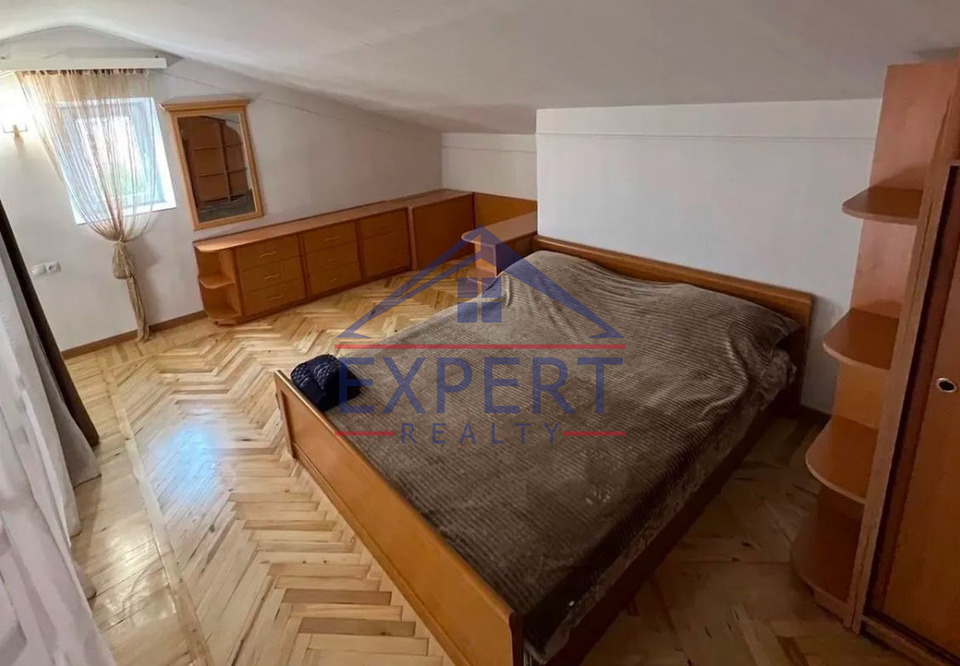 ԿԵՆՏՐՈՆ, ԹԱՄԱՆՅԱՆ ՓՈՂՈՑ, 3 ՍԵՆՅԱԿ