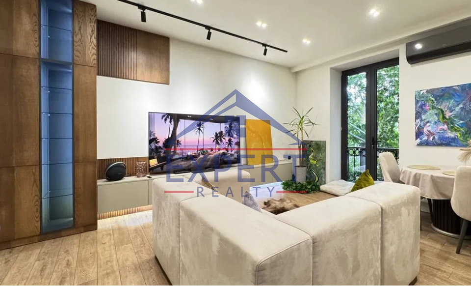 ԿԵՆՏՐՈՆ, ՏԻԳՐԱՆ ՄԵԾ ՊՈՂՈՏԱ, 3 ՍԵՆՅԱԿ