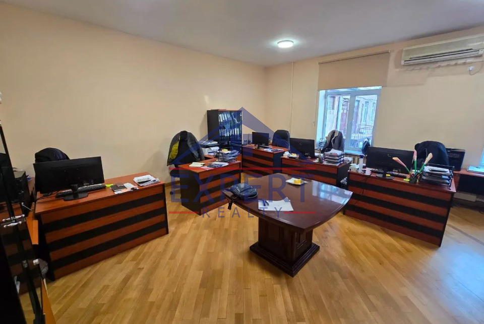 ՆՈՐՔ ՄԱՐԱՇ, ԱՐՄԵՆԱԿ ԱՐՄԵՆԱԿՅԱՆ 238ՔՄ