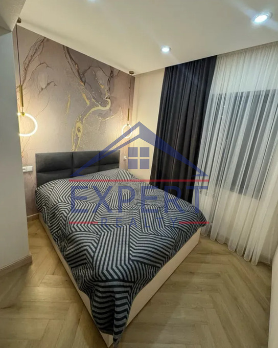 ԿԵՆՏՐՈՆ, ՎԱՐԴԱՆԱՆՑ ՓՈՂՈՑ, 3 ՍԵՆՅԱԿ