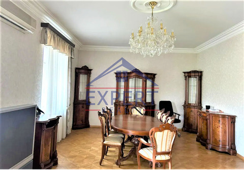 ԿԵՆՏՐՈՆ, ԽԱՆՋՅԱՆ ՓՈՂՈՑ, 4 ՍԵՆՅԱԿ