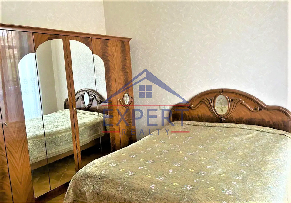 ԿԵՆՏՐՈՆ, ԽԱՆՋՅԱՆ ՓՈՂՈՑ, 4 ՍԵՆՅԱԿ