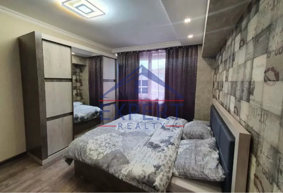 ԿԵՆՏՐՈՆ, ԿՈՂԲԱՑՈՒ ՓՈՂՈՑ, 3 ՍԵՆՅԱԿ