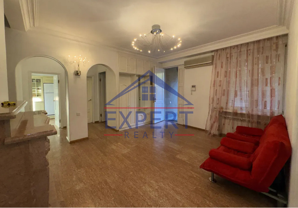 ԿԵՆՏՐՈՆ, ՇԱՐԱ ՏԱԼՅԱՆ ՓՈՂՈՑ, 320 ՔՄ