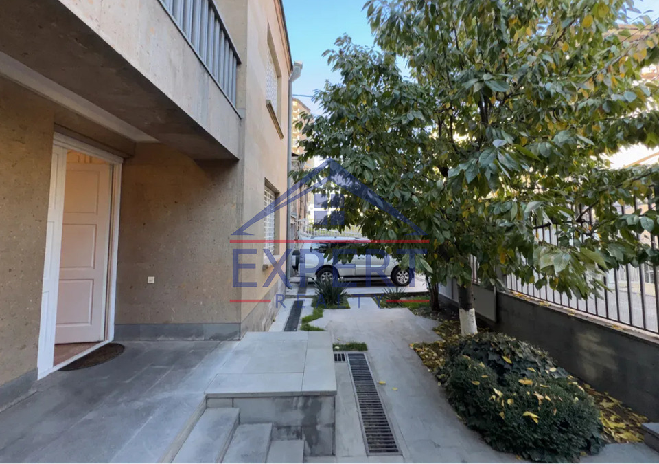 ԿԵՆՏՐՈՆ, ՇԱՐԱ ՏԱԼՅԱՆ ՓՈՂՈՑ, 320 ՔՄ