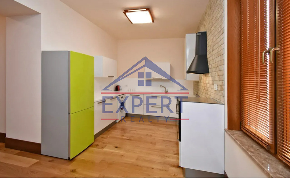 ԿԵՆՏՐՈՆ, ԹՈՒՄԱՆՅԱՆ ՓՈՂՈՑ, 3 ՍԵՆՅԱԿ