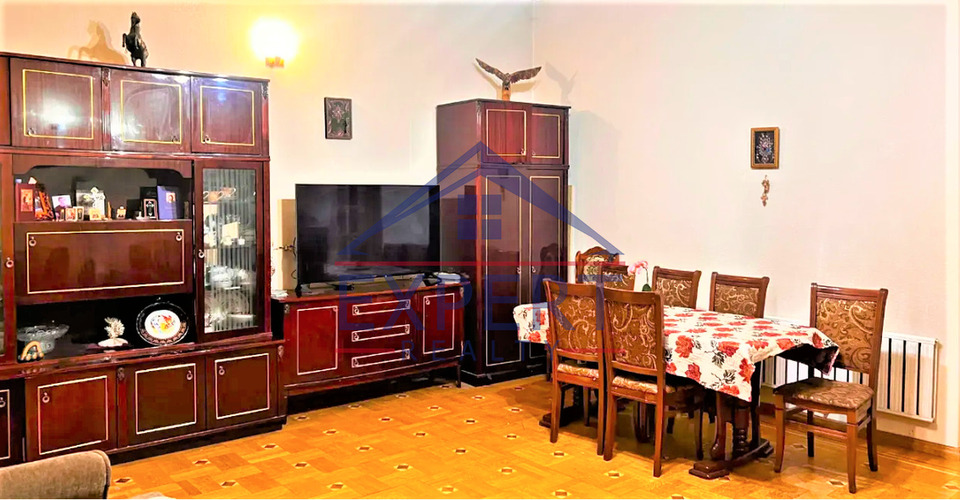 ՇԵՆԳԱՎԻԹ, ՖՐՈՒՆԶԵԻ ՓՈՂՈՑ, 3 ՍԵՆՅԱԿ