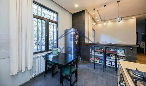 ԿԵՆՏՐՈՆ, ԱՂԱՅԱՆ ՓՈՂՈՑ, 4 ՍԵՆՅԱԿ