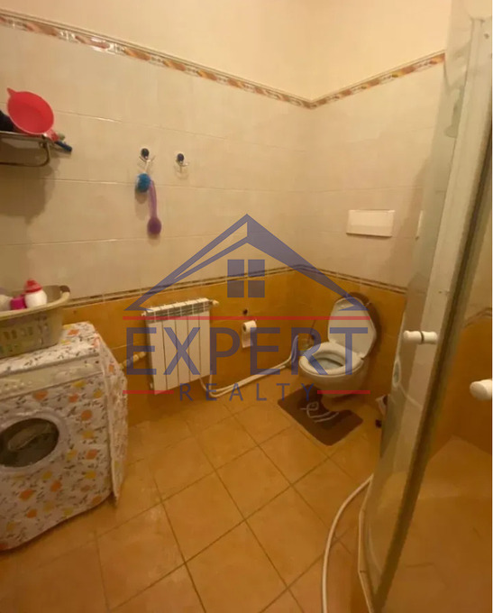 ԿԵՆՏՐՈՆ, ԻՍԱՀԱԿՅԱՆ ՓՈՂՈՑ, 4 ՍԵՆՅԱԿ