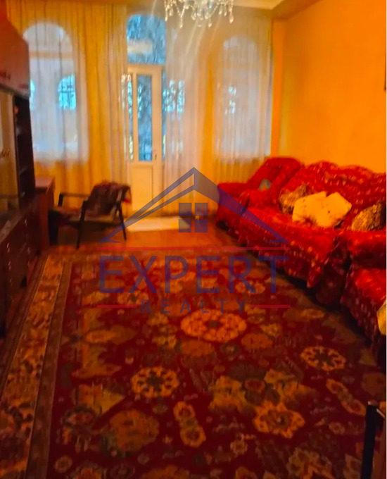 ԿԵՆՏՐՈՆ, ՏԻԳՐԱՆ ՄԵԾ, 4 ՍԵՆՅԱԿ