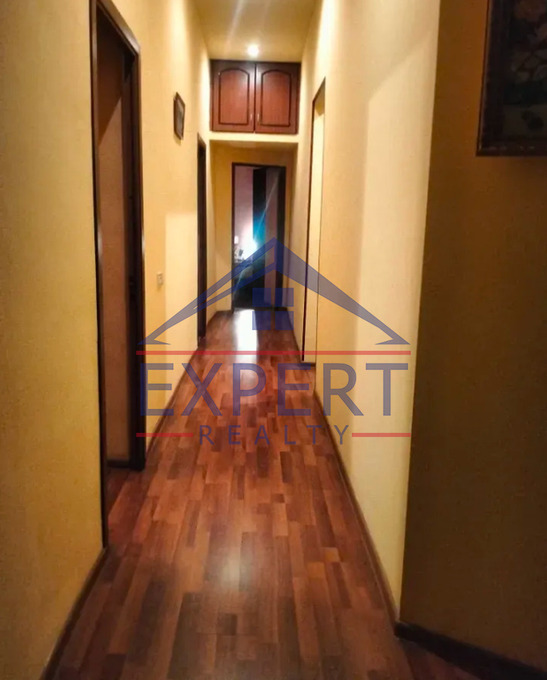 ԿԵՆՏՐՈՆ, ՏԻԳՐԱՆ ՄԵԾ, 4 ՍԵՆՅԱԿ