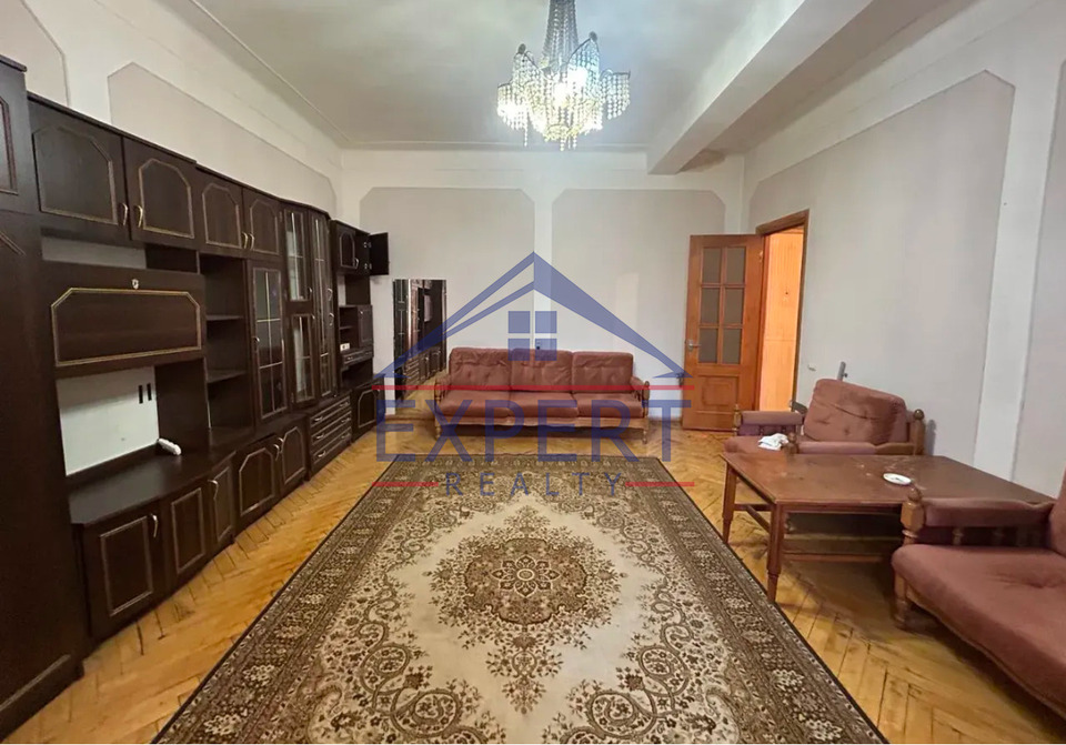 ԿԵՆՏՐՈՆ, ՏԻԳՐԱՆ ՄԵԾ, 2 ՍԵՆՅԱԿ