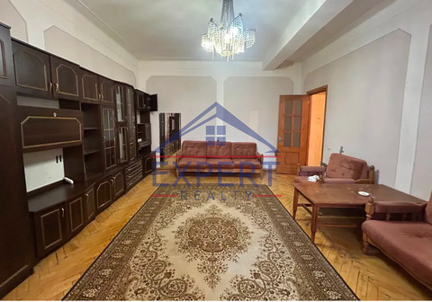 ԿԵՆՏՐՈՆ, ՏԻԳՐԱՆ ՄԵԾ, 2 ՍԵՆՅԱԿ