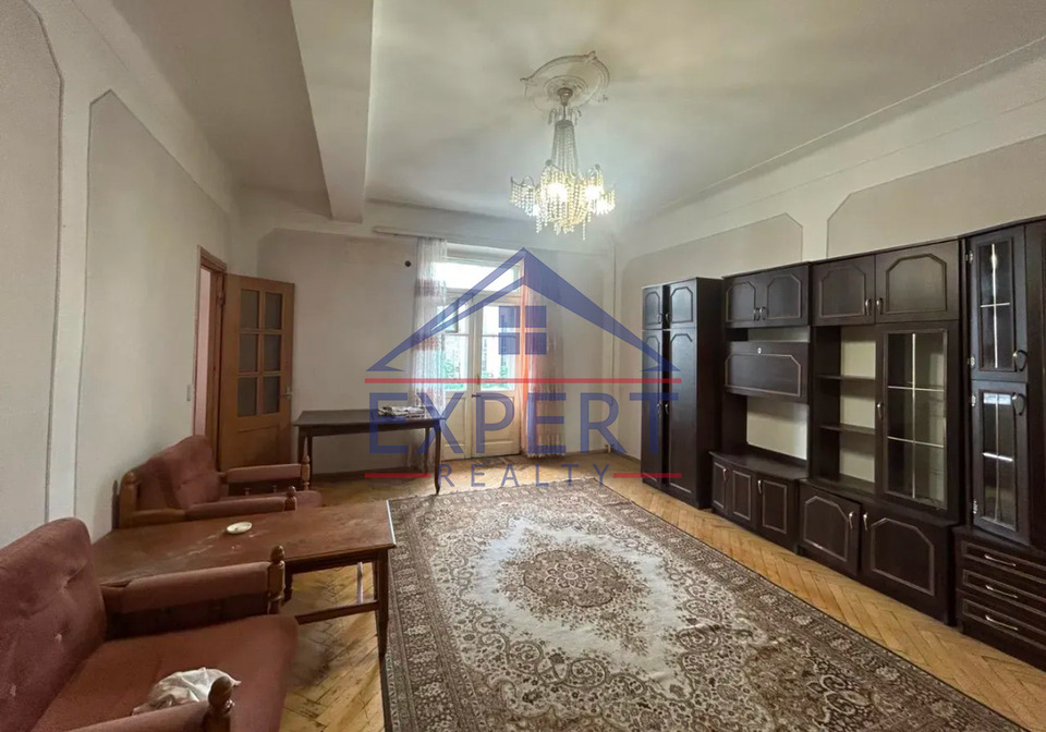 ԿԵՆՏՐՈՆ, ՏԻԳՐԱՆ ՄԵԾ, 2 ՍԵՆՅԱԿ