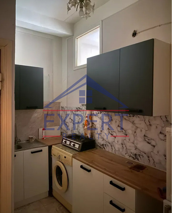 ԿԵՆՏՐՈՆ, ՏԻԳՐԱՆ ՄԵԾ, 2 ՍԵՆՅԱԿ