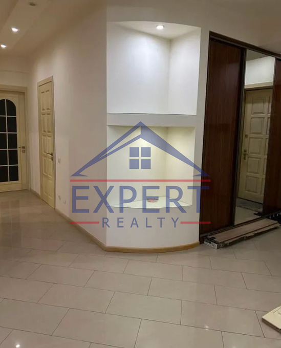 ԿԵՆՏՐՈՆ, ԱՐԱՄԻ ՓՈՂՈՑ  , 3 ՍԵՆՅԱԿ