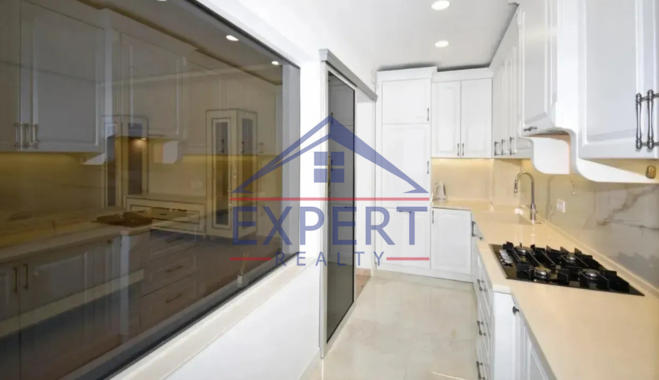 ԿԵՆՏՐՈՆ, ԱՆՏԱՌԱՅԻՆ ՓՈՂՈՑ, 5 ՍԵՆՅԱԿ