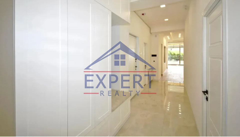 ԿԵՆՏՐՈՆ, ԱՆՏԱՌԱՅԻՆ ՓՈՂՈՑ, 5 ՍԵՆՅԱԿ