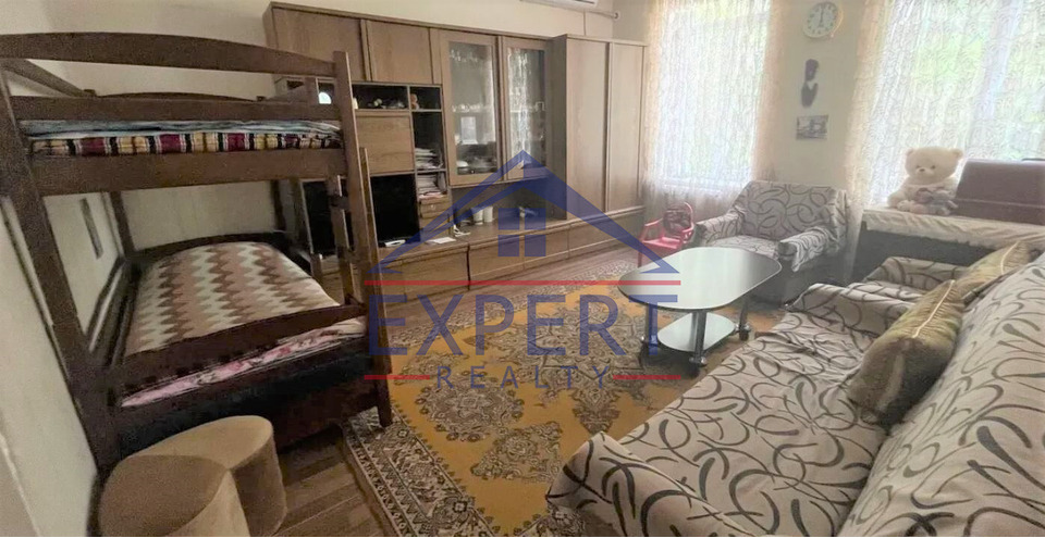 ԿԵՆՏՐՈՆ, ՄԱՇՏՈՑԻ ՊՈՂՈՏԱ, 2ՍԵՆՅԱԿ