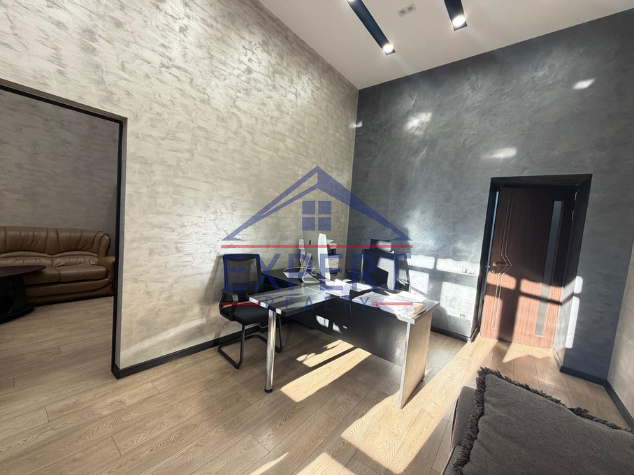 ԿԵՆՏՐՈՆ, ՄԱՇՏՈՑԻ ՊՈՂՈՏԱ, 100ՔՄ