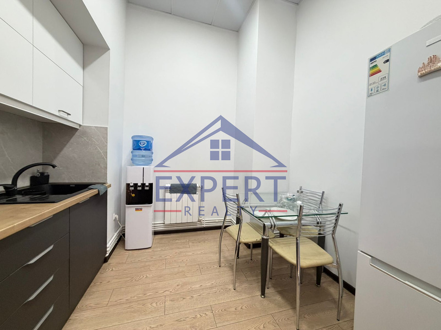 ԿԵՆՏՐՈՆ, ՄԱՇՏՈՑԻ ՊՈՂՈՏԱ, 100ՔՄ