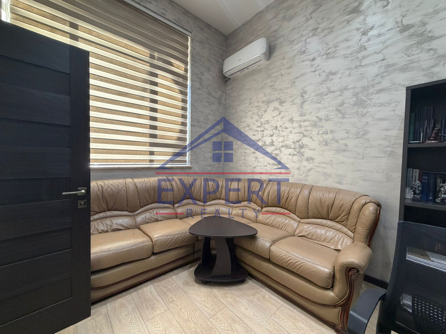 ԿԵՆՏՐՈՆ, ՄԱՇՏՈՑԻ ՊՈՂՈՏԱ, 100ՔՄ