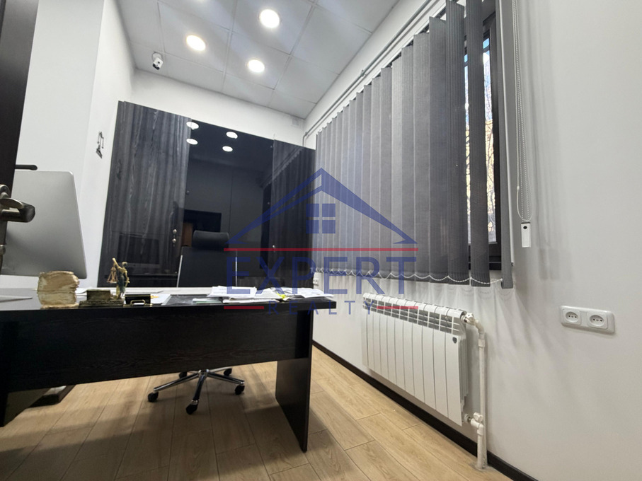 ԿԵՆՏՐՈՆ, ՄԱՇՏՈՑԻ ՊՈՂՈՏԱ, 100ՔՄ