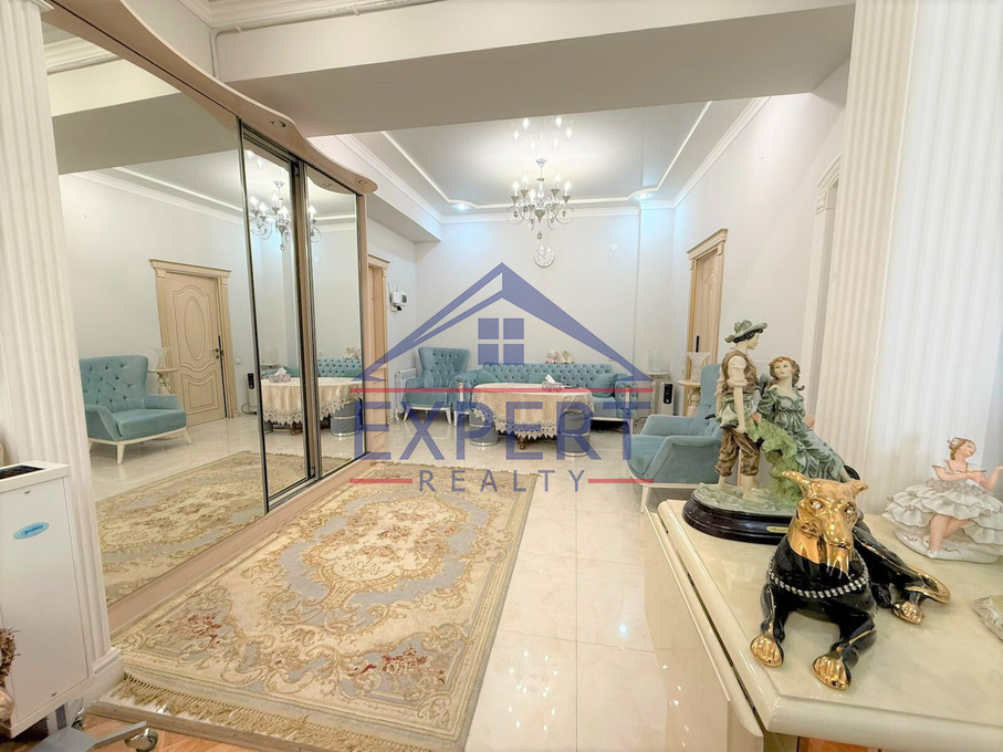 ԿԵՆՏՐՈՆ, ՊԱՐՈՆՅԱՆ ՓՈՂՈՑ, 2ՍԵՆՅԱԿ