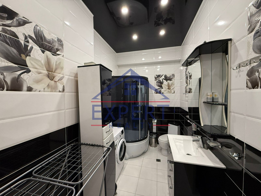 ԿԵՆՏՐՈՆ, ՊԱՐՈՆՅԱՆ ՓՈՂՈՑ, 2ՍԵՆՅԱԿ