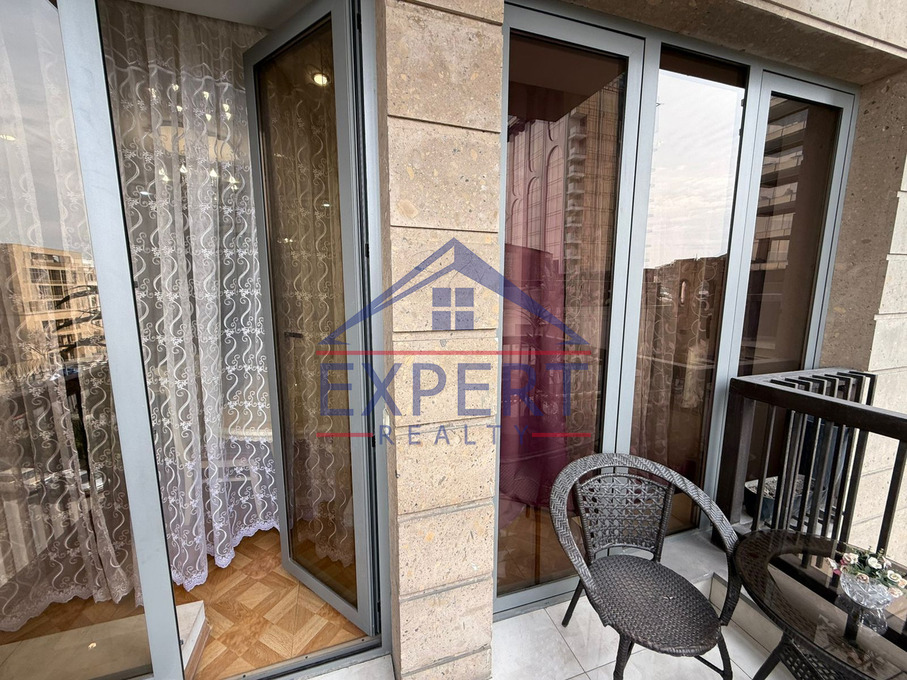 ԿԵՆՏՐՈՆ, ՊԱՐՈՆՅԱՆ ՓՈՂՈՑ, 2ՍԵՆՅԱԿ