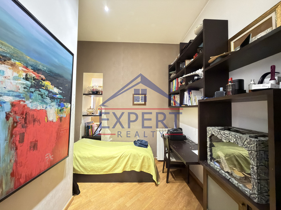 ԿԵՆՏՐՈՆ, ՊՈՒՇԿԻՆԻ ՓՈՂՈՑ, 4 ՍԵՆՅԱԿ