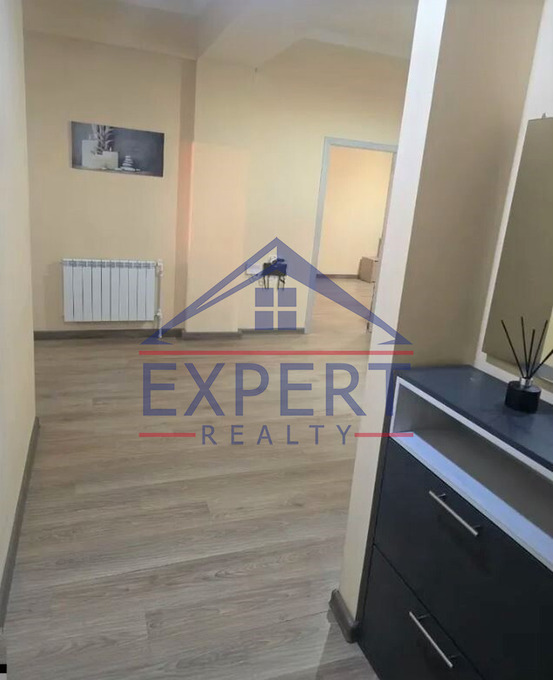 ԿԵՆՏՐՈՆ, ԱՐԳԻՇՏԻ ՓՈՂՈՑ, 4 ԵՆՅԱԿ